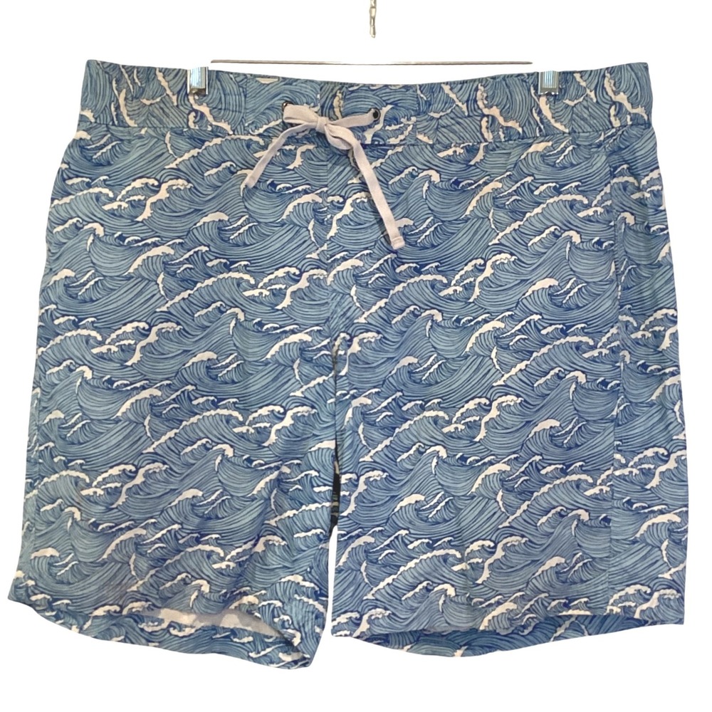 LL Bean Large Blue White Wave Print Swim Trunks Mesh Lined Shorts